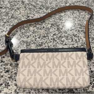 Michael Kors belt wallet